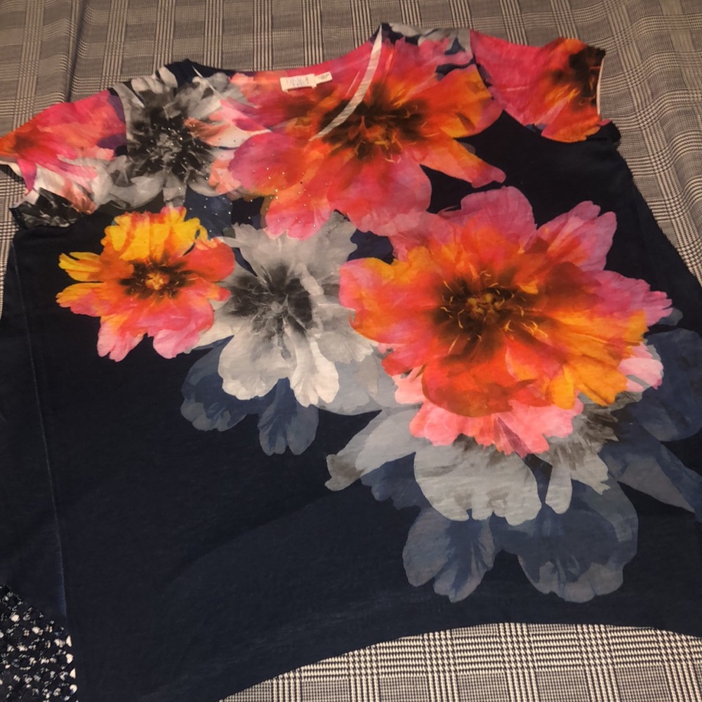 Floral Short-Sleeve Women's Top - Pink Orange Floral